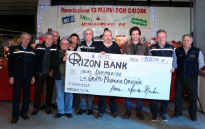 dono alla banda musicale