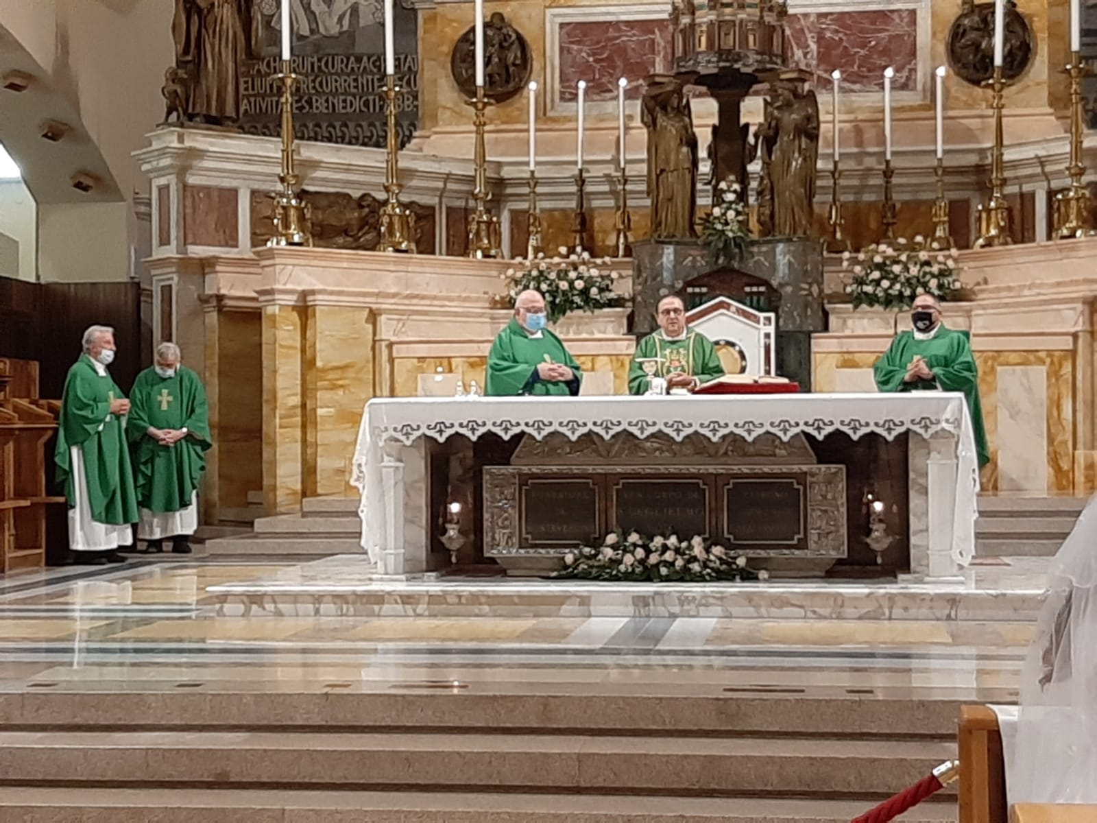 33ee1842-cbaa-44ac-b184-01e467e6bd6a